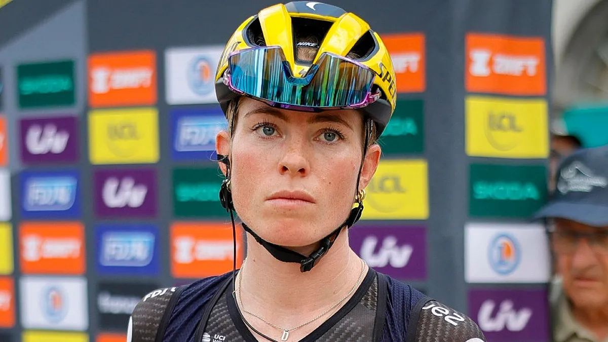 Why Do I Seek Validation? – Understanding People-Pleasing