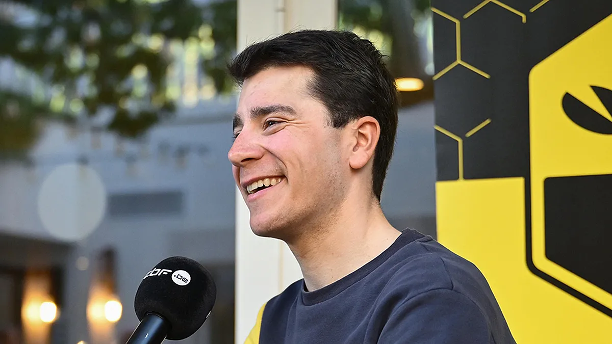 Cian Uijtdebroeks: Why He Left Visma for Movistar & Tour de France Ambitions