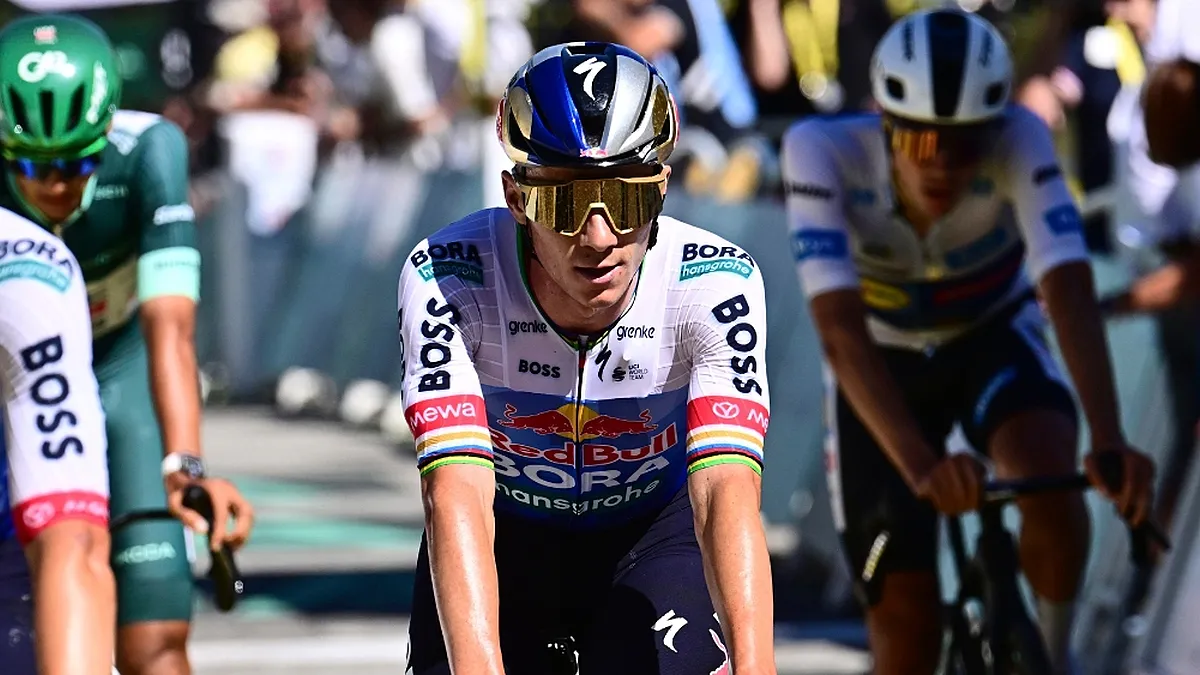 Evenepoel komt tekort in derde etappe maar kent duidelijke oorzaak |  WielerNieuws