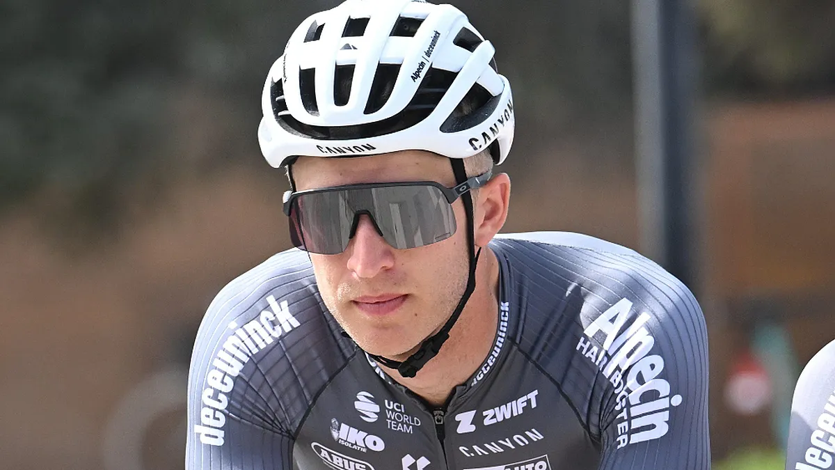 Lieutenant van der Poel’s Homecoming Amidst Family Disaster Concerns
