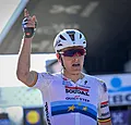 Tim Merlier troeft Jasper Philipsen af en wint Scheldeprijs