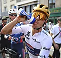 Evenepoels tattoo valt op in Dauphiné: wat staat er?