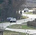 Halucinante beelden! Italiaanse wielerploeg beschoten tijdens training