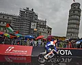 Giga-stunt in Giro, regen spelbreker tijdens tijdrit
