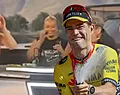 TUSSENSPRINT: Van Aert rijdt Van der Poel van de tabellen, euforie in tv-studio