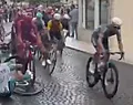 Beelden leggen bloot wie de Giro-chaos écht veroorzaakte