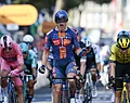 Daverende verrassing: Casper van Uden spurt naar zege in Giro
