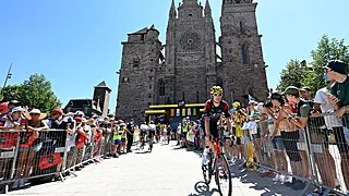 'Tourwinnaar hangt fiets aan de haak en wordt sportief directeur' 