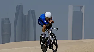 Cavagna neemt Visma-renner te grazen en herovert nationale titel
