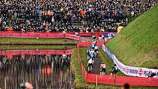 Ex-prof dropt bom in Nederlandse crosswereld