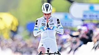 Vollering komt met uitleg voor opvallend winstgebaar na De Ronde