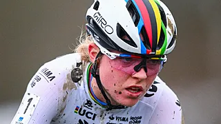 Tour-winnares laat zich uit over situatie rond Fem Van Empel