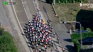 Enorme klap: renner op intensive care na akelige crash in Heistse Pijl
