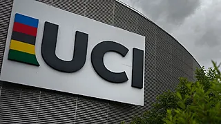 UCI haalt snoeihard uit met schorsing van maar liefst 10(!) jaar