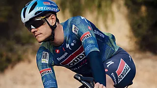 Jasper Stuyven onthult ware verhaal achter opvallende keuze