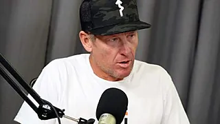 Lance Armstrong kiest duidelijk partij in situatie Gery-Niewiadoma