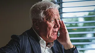 Lefevere spuwt zijn gal: "Zelfs bij Van der Poel"