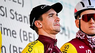 Coquard breekt en reageert aangeslagen na crash Philipsen