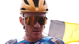 'Discussie rondom begeleiding Evenepoel laait weer op'