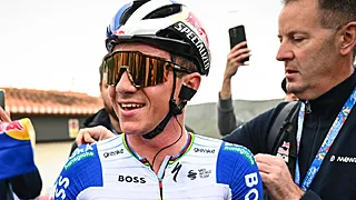 Evenepoel voelt zich thuis in de woestijn: "Altijd speciaal hier te zijn"