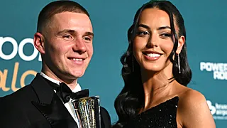 Gezinsuitbreiding Remco & Oumi? Vader Evenepoel licht tipje van de sluier