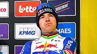 Dat komt binnen: Remco Evenepoel zonder pardon keihard aangepakt