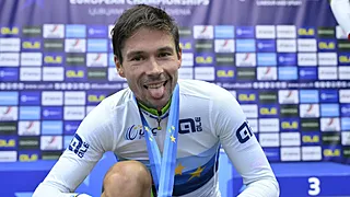 Roglic krijgt advies van opvallend persoon: "Ga door!"
