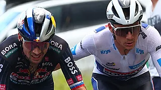 Roglič verrast en brengt slecht nieuws voor Evenepoel naar buiten