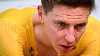 Uppercut voor de Tour: Tadej Pogacar heeft zorgwekkend nieuws