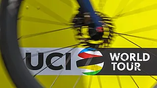 Wiebes schudt het hoofd na nieuwe uitspatting UCI