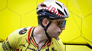 Stevige uppercuts voor Van Aert richting Strade Bianche