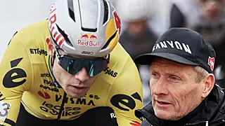 Adrie van der Poel steekt de draak met Wout van Aert