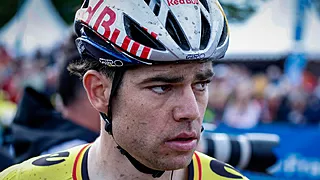 Is Wout van Aert ziek? Renner zorgt plots voor onrust