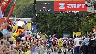 Wiebes schiet weer raak in Tour de France Femmes
