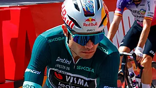 Rivaal doet bekentenis over Van Aert: "Heb het hem gevraagd, ja"