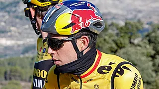Wout van Aert beëindigt hoogtestage op monsterlijke wijze