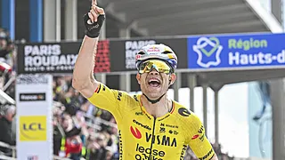 Van Aert draagt zege op aan speciaal iemand