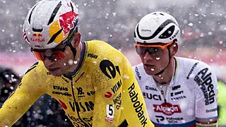 Van der Poel komt met klasse-reactie richting Van Aert