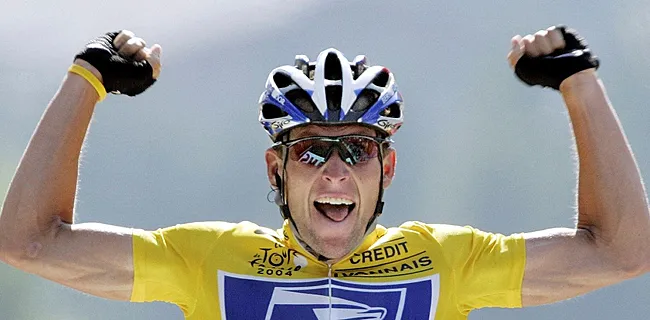 TUSSENSPRINT. Bennett verliest zijn fiets en Devenyns gaat Armstrong achterna