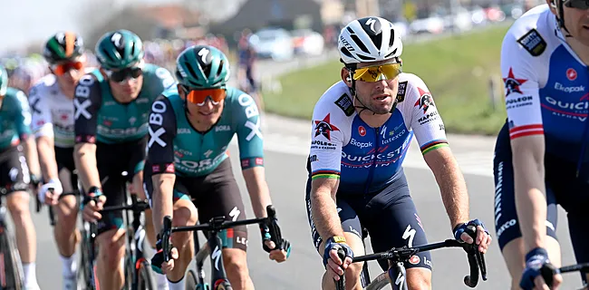Cavendish in de wolken met ploegmaat: 
