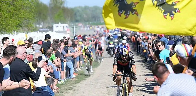 Van Aert verbaast peloton: 