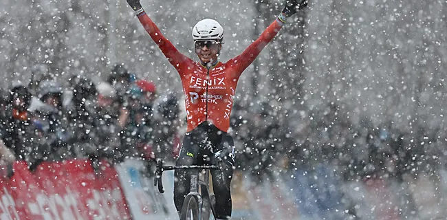 Alvarado boekt in epische omstandigheden eerste zege