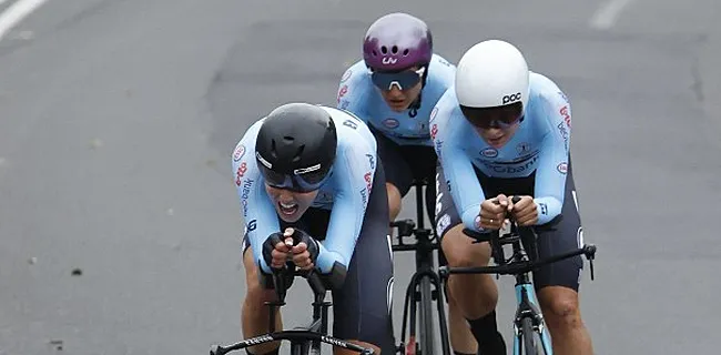 Compleet drama voor Nederland op mixed relay, Zwitserland snelt naar goud