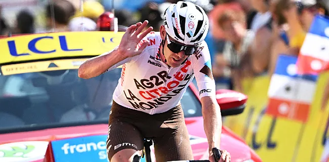 O'Connor wint loodzware slotklim in UAE Tour, Van Eetvelt knap derde