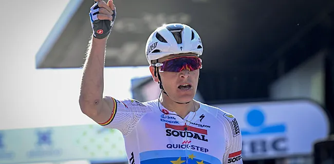 Tim Merlier troeft Jasper Philipsen af en wint Scheldeprijs