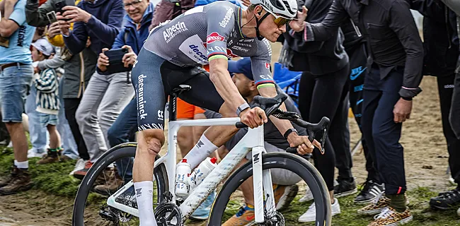 Van der Poel trekt conclusies na derde winst op rij in Parijs-Roubaix