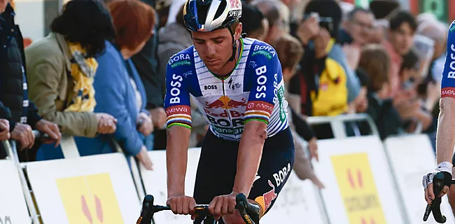 Bekijk hier de beelden van de harde crash van Remco Evenepoel