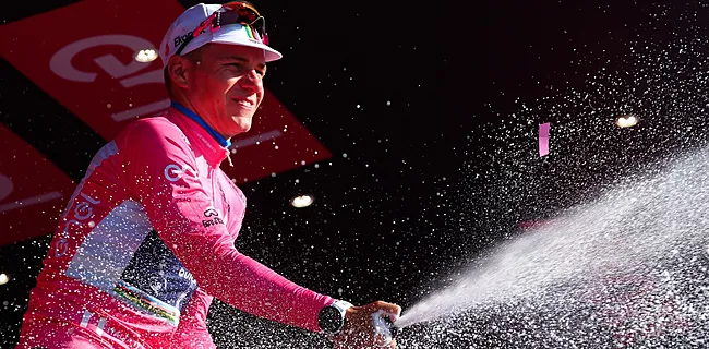 Roze trui Evenepoel geeft Rode Duivel prachtig geschenk 