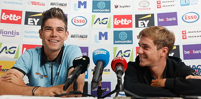 Van Aert en Evenepoel dollen tijdens persconferentie