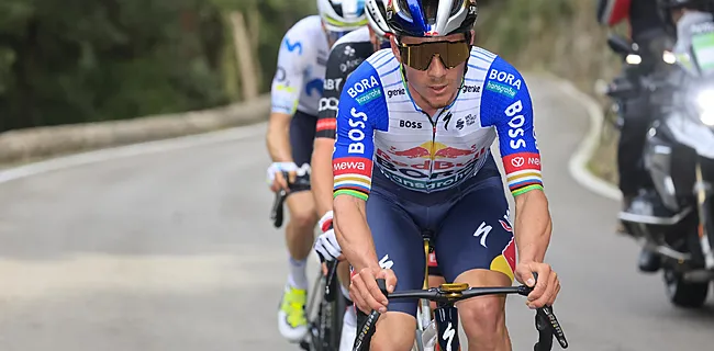 Evenepoel blaast tegenstand weg en wint na fraaie solo